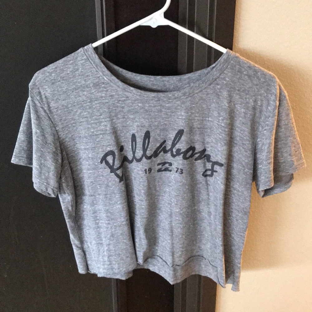 ✨Billabong Cropped Tee✨